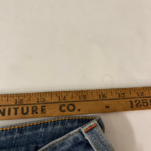 Load image into Gallery viewer, True Religion Jean Shorts Size 31”