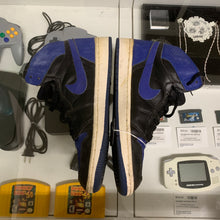 Load image into Gallery viewer, 2001 Air Jordan Royal 1’s 8.5M/10W Preowned/No Box
