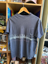 Load image into Gallery viewer, 90’s Honolulu City Lights Tee Size M