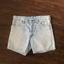 Load image into Gallery viewer, Painted Denim Shorts Size 33”