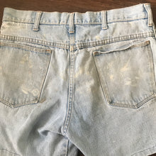 Load image into Gallery viewer, Painted Denim Shorts Size 33”