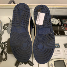 Load image into Gallery viewer, 2001 Air Jordan Royal 1’s 8.5M/10W Preowned/No Box