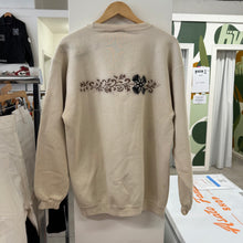 Load image into Gallery viewer, 90&#39;s Crazy Shirtz Hawaiian Quilt Tan Crewneck Size M